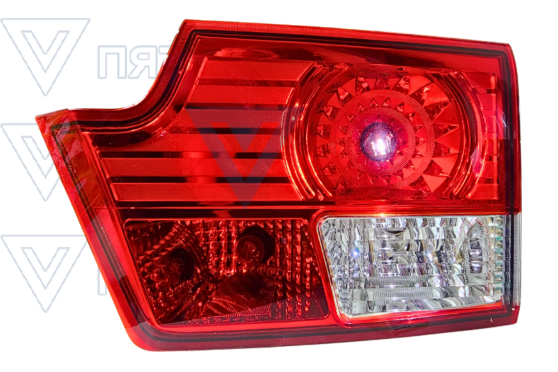 Фонарь правый на крышку багажника 8360409050 (KYRON)